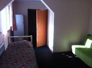 Фото номера Семейный номер (для 5 взрослых) Гостиница Metelitsa Guest House г. Шерегеш 4
