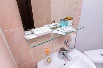 Фото номера Twin  Standart (Стандарт с двумя кроватями) Отель Western Hotel г. Шерегеш 8